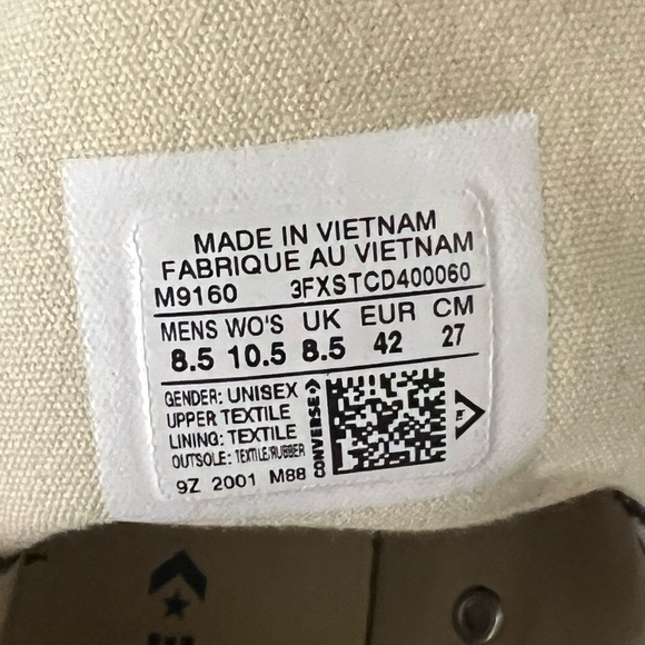 Converse - Picture 4 of 4